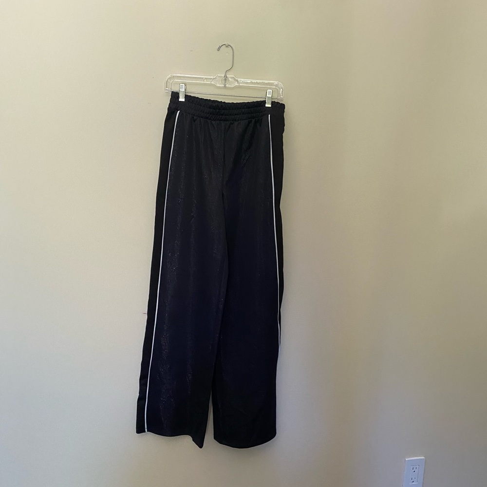 Wide leg pants by Forever 21 size Xs